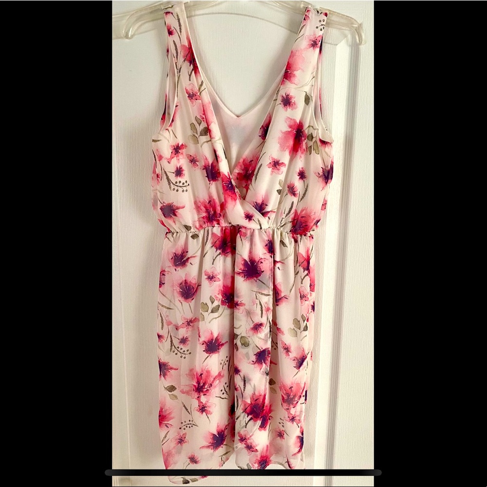 Francesca’s Mini Dress White & Pink Floral Size M